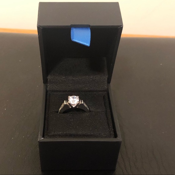 Silvertone Cubic Zirconia Ring, Size 6 - Picture 5 of 5